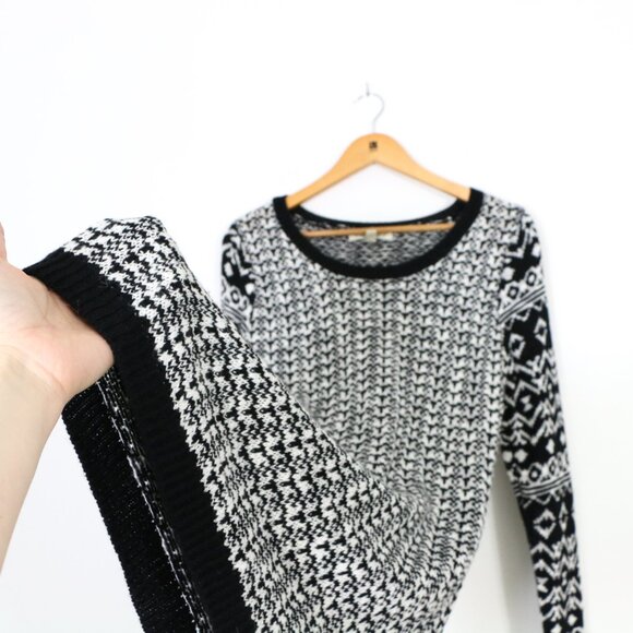 *Pink Rose Black and White Knitted Long Sleeve Dress - Picture 6 of 7